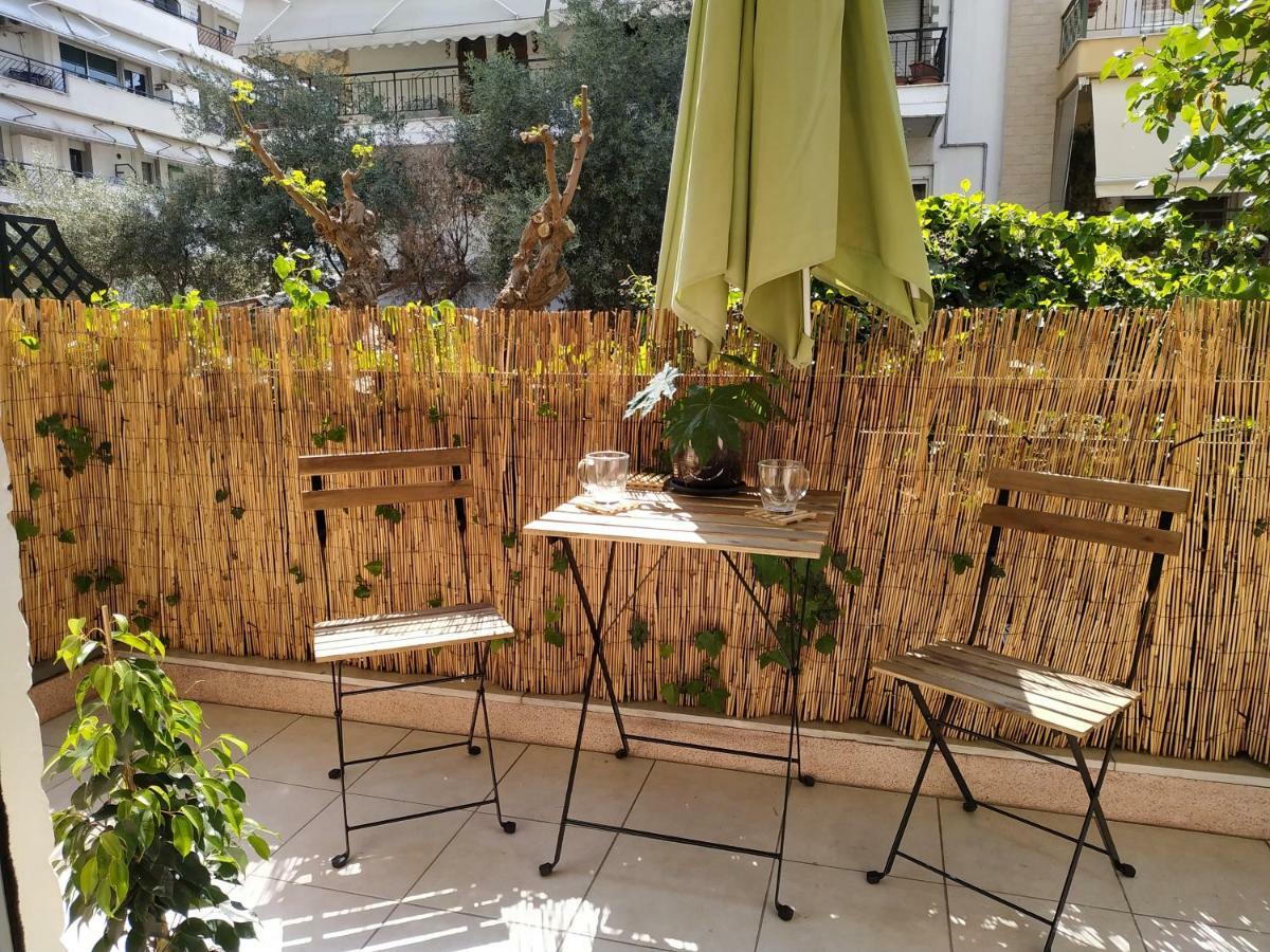 Bright Apartment Steps From The Sea Thessaloniki Exterior photo